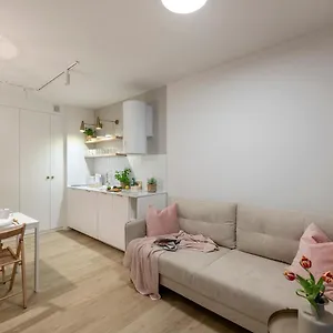 Shortstaypoland Jagiellonska , Варшава Польша